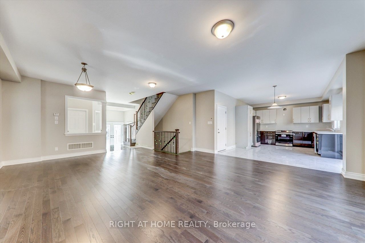 19 Creedon Cres