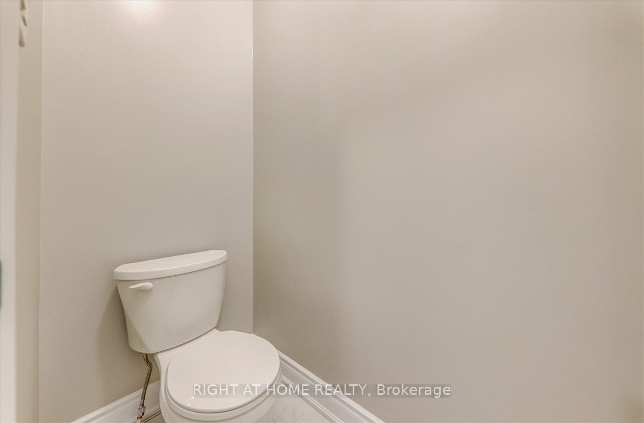 19 Creedon Cres