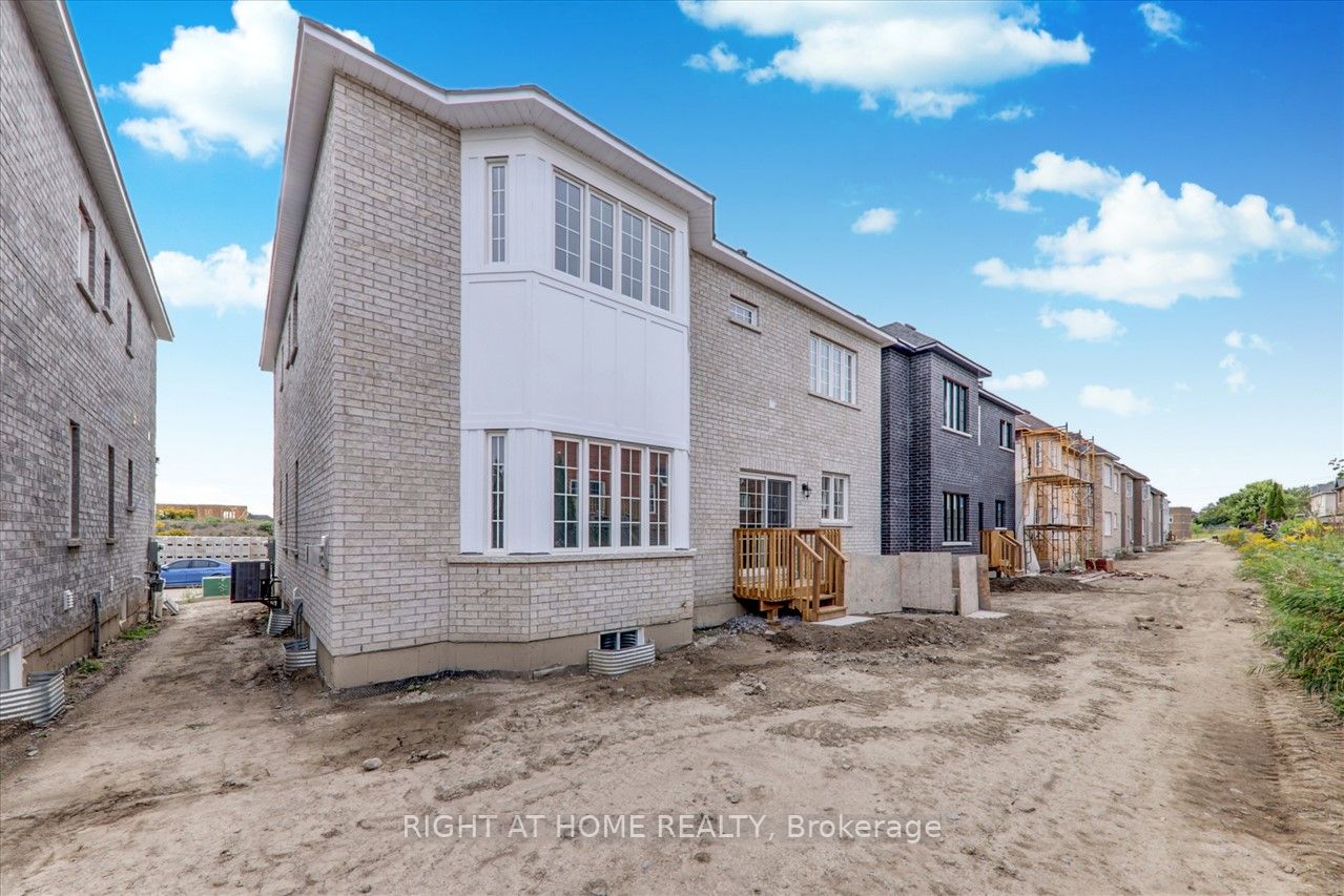 19 Creedon Cres