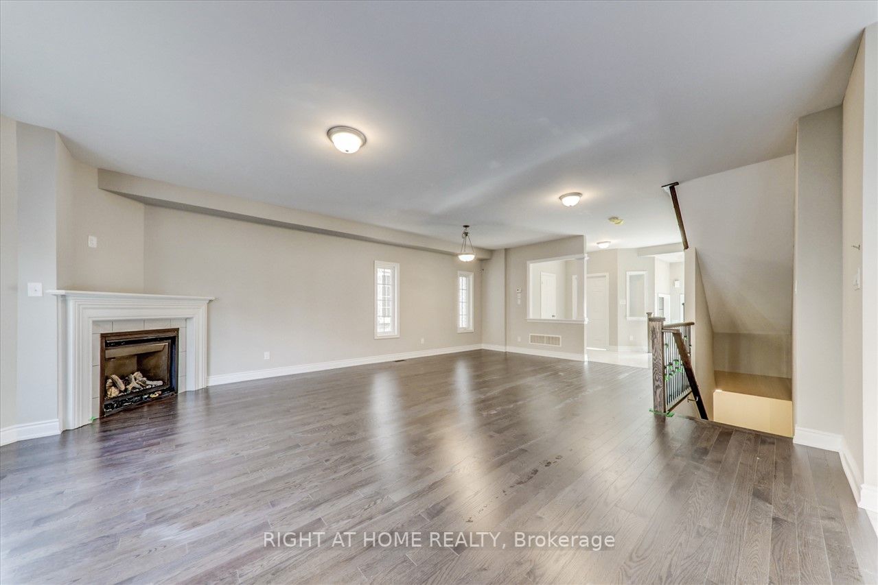 19 Creedon Cres