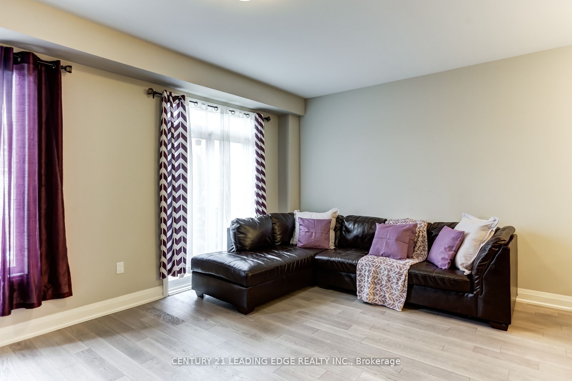 35 Hanning Crt, #5