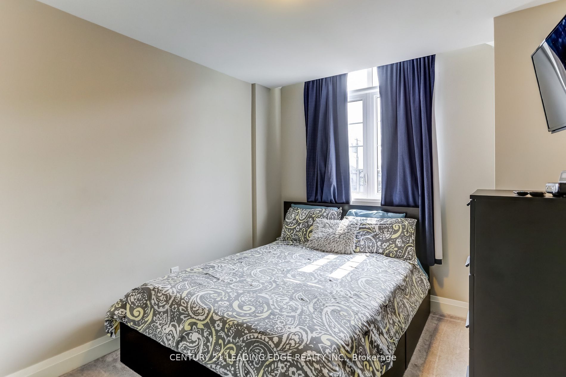 35 Hanning Crt, #5