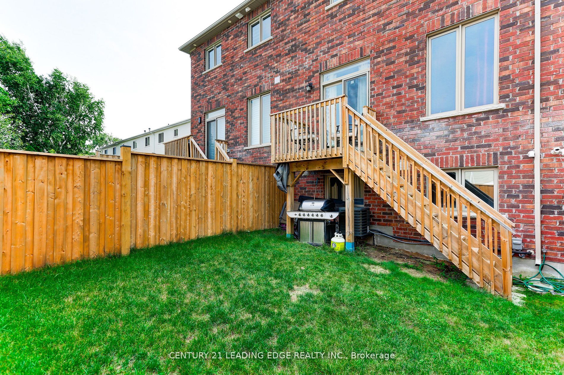 35 Hanning Crt, #5