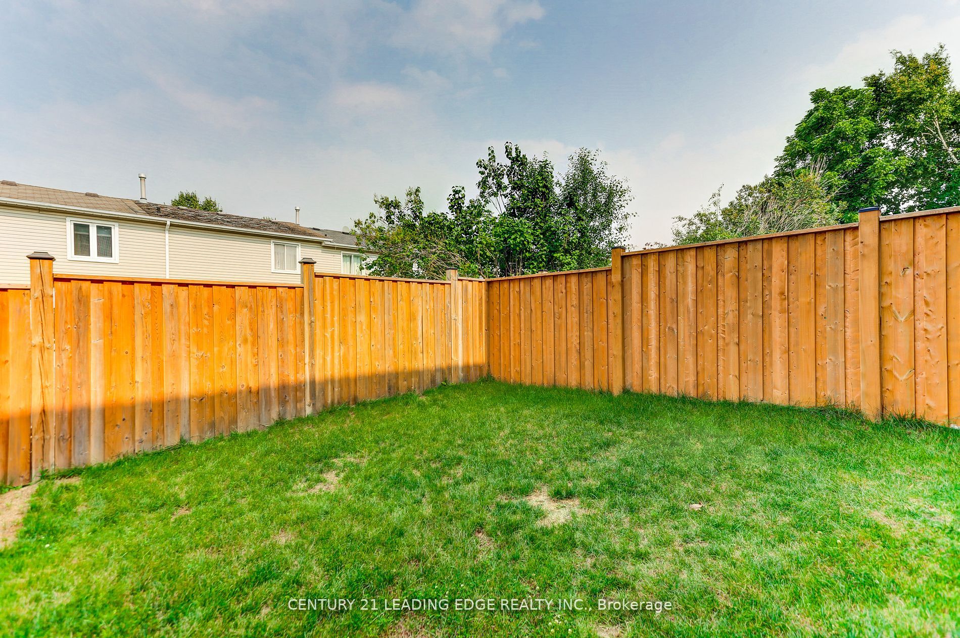 35 Hanning Crt, #5
