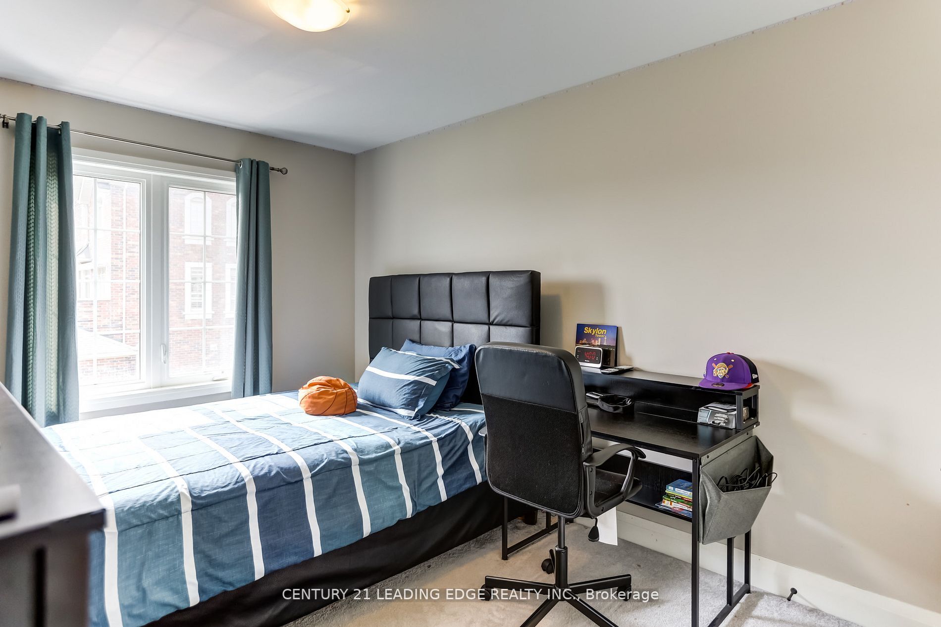 35 Hanning Crt, #5