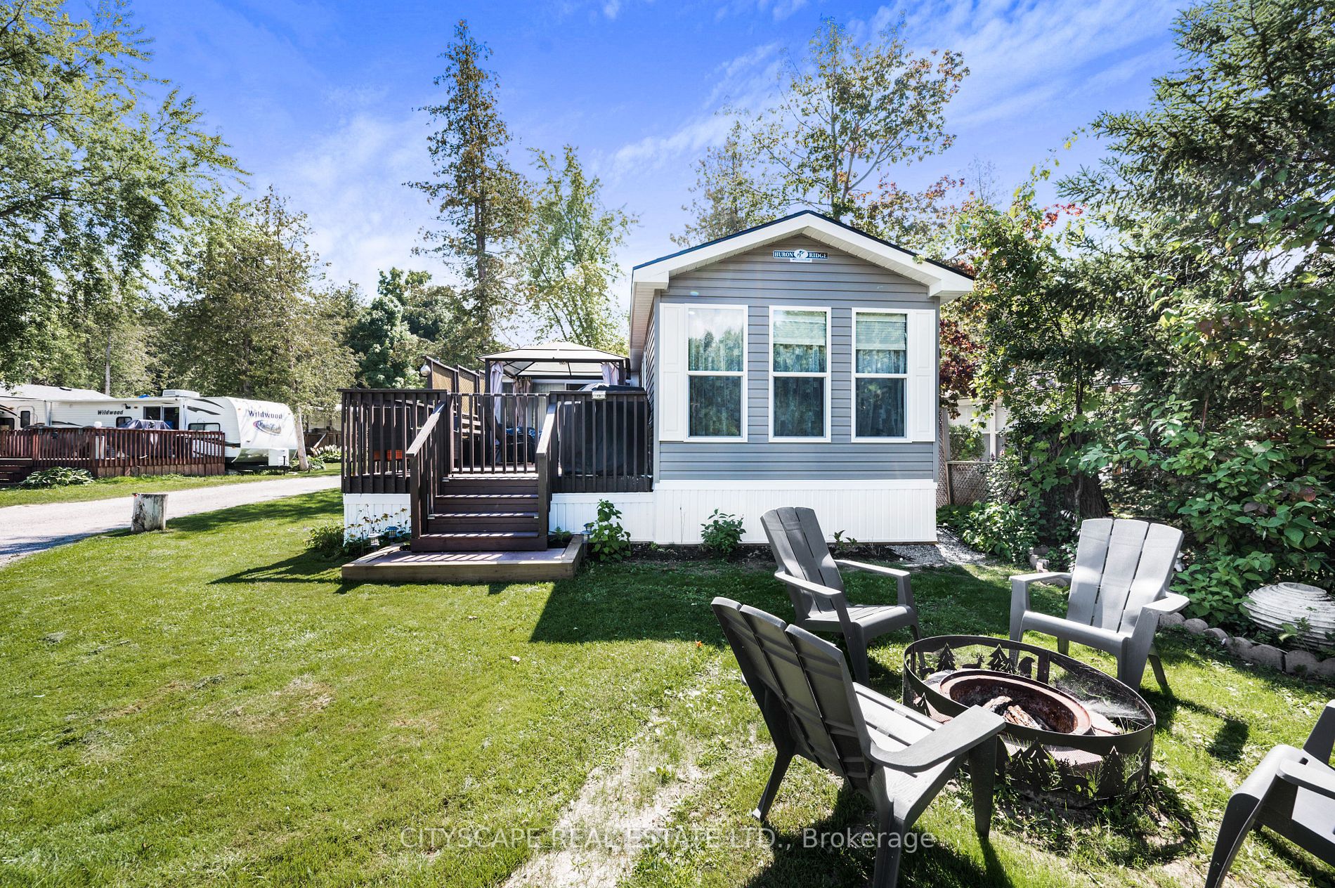 225 Platten Blvd, #338