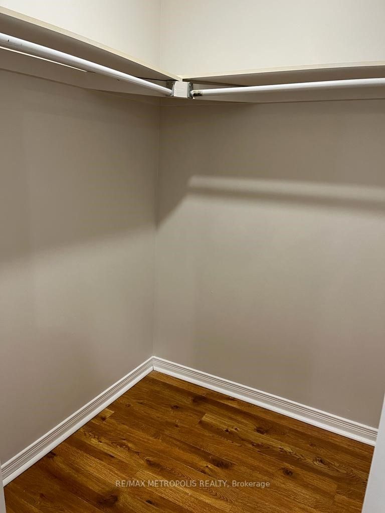 160 Bayly Street W, #Upper