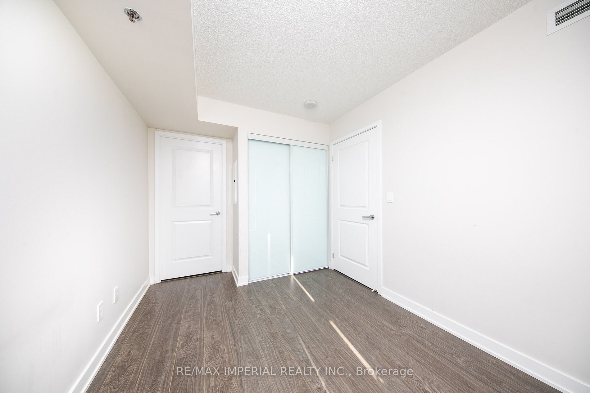 185 Bonis Ave, #208