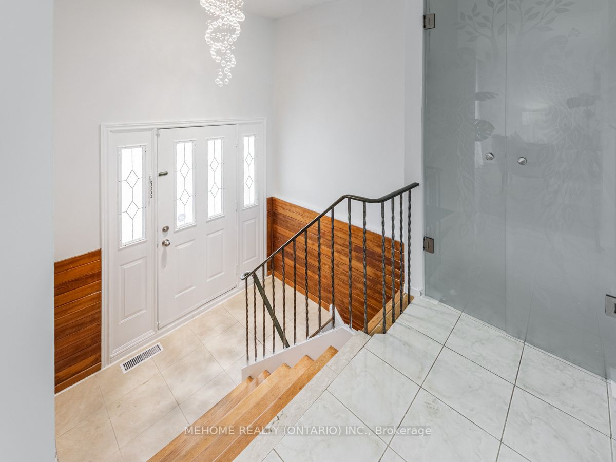 58 Kitchener Rd, #Main