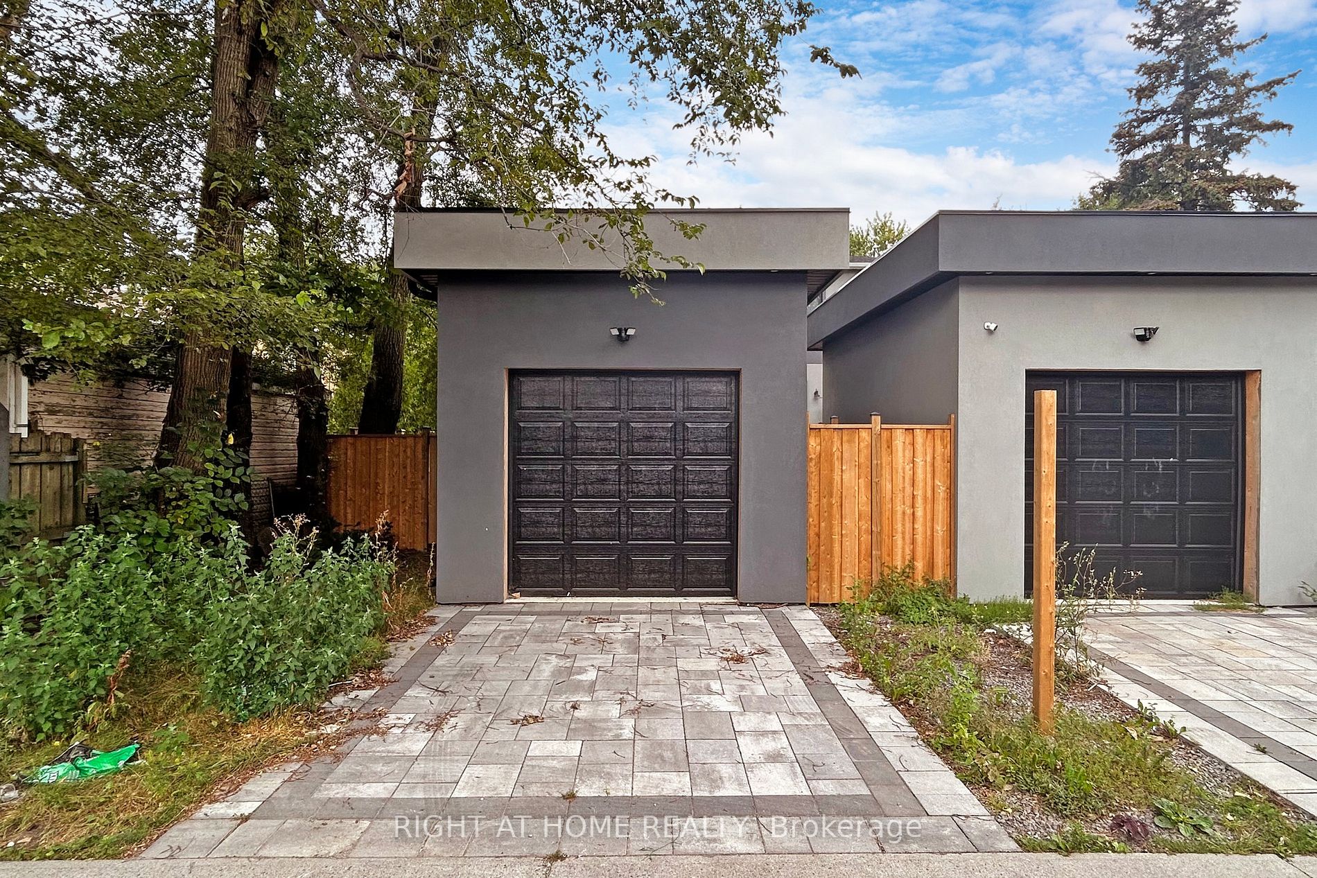 147 Mcintosh St