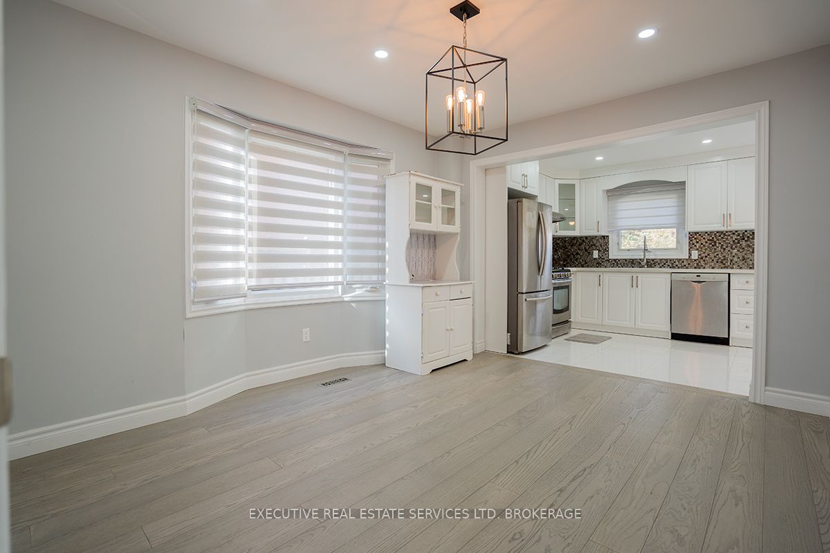 46 Willowbrook Dr