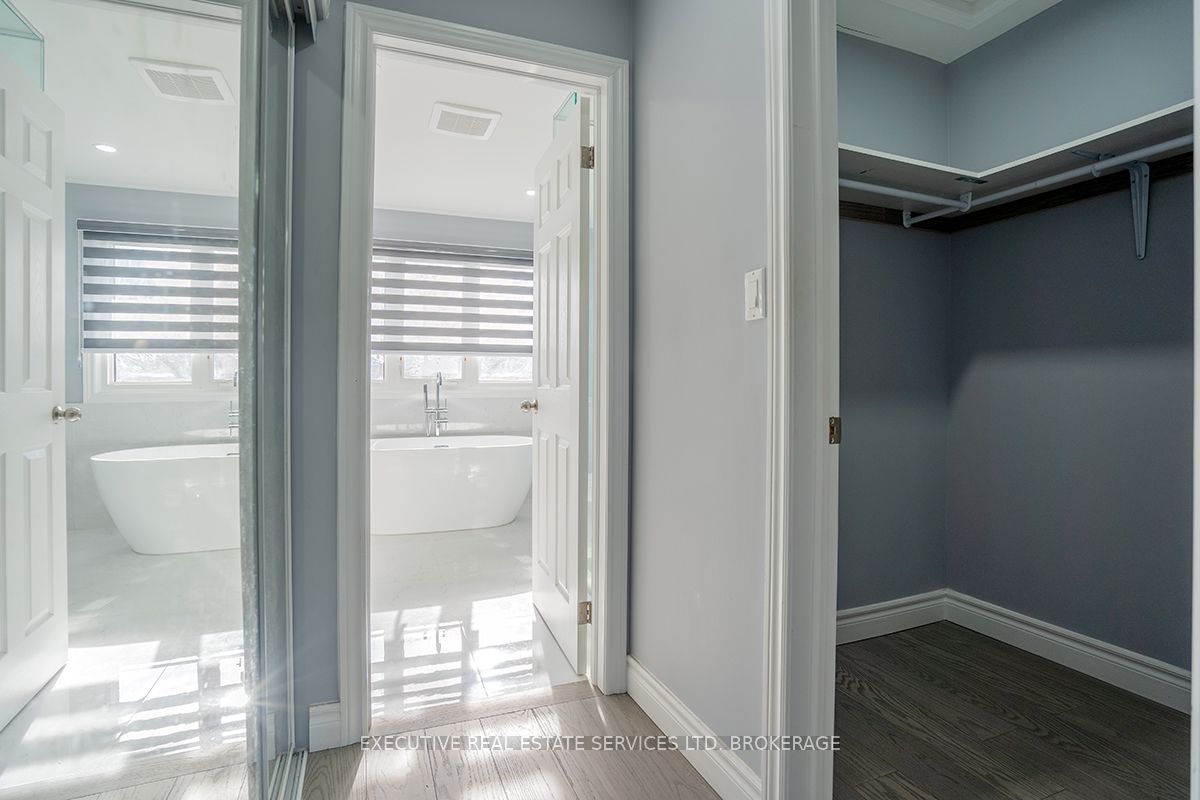 46 Willowbrook Dr
