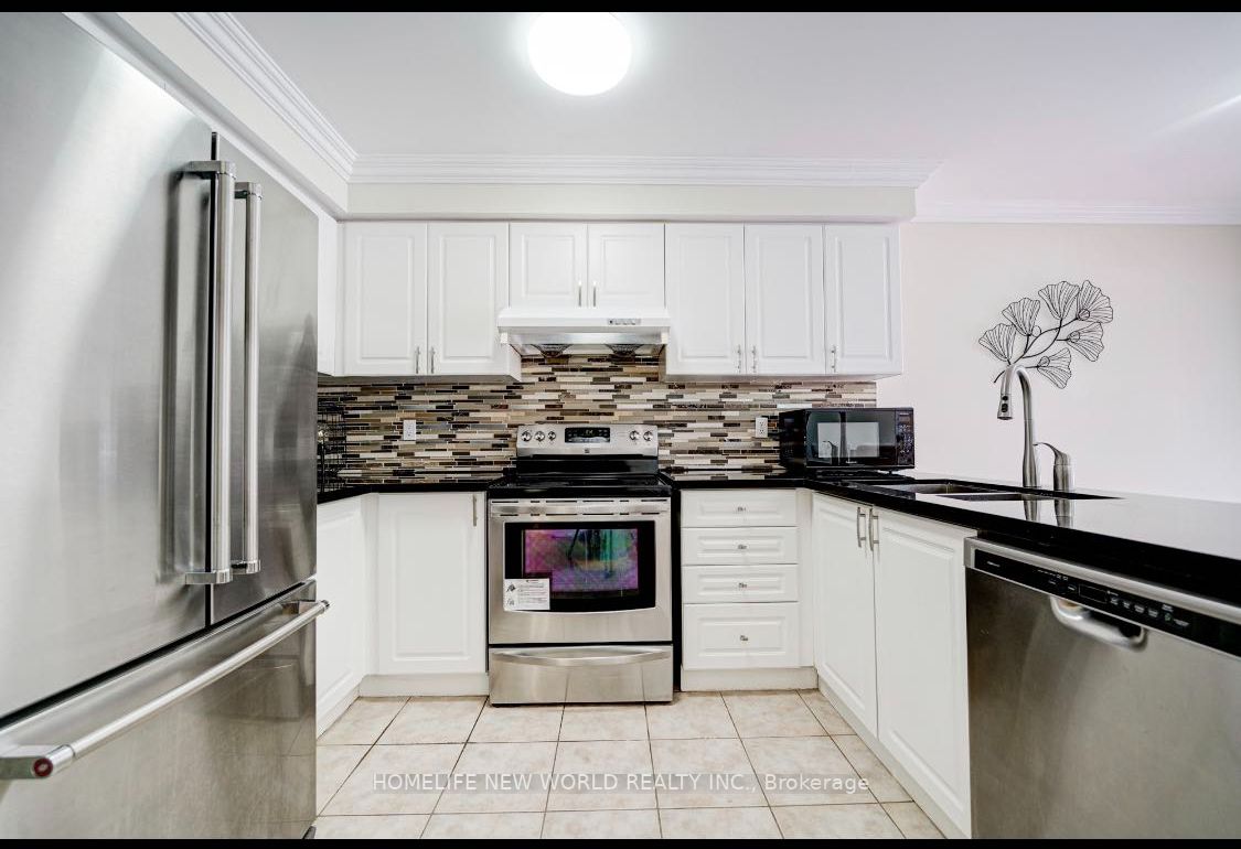 65 Kilsyth Dr