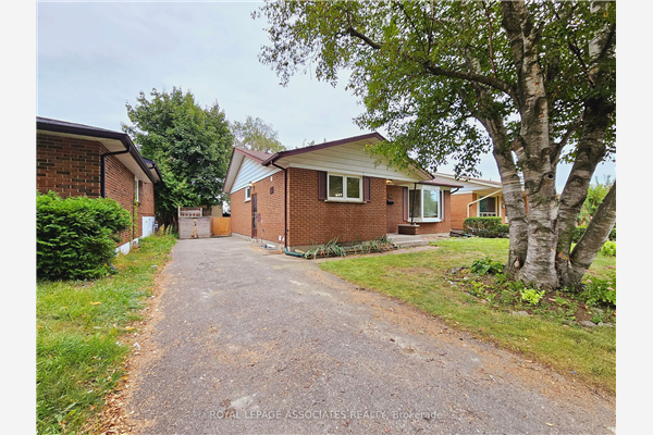 154 Burcher Rd, Ajax