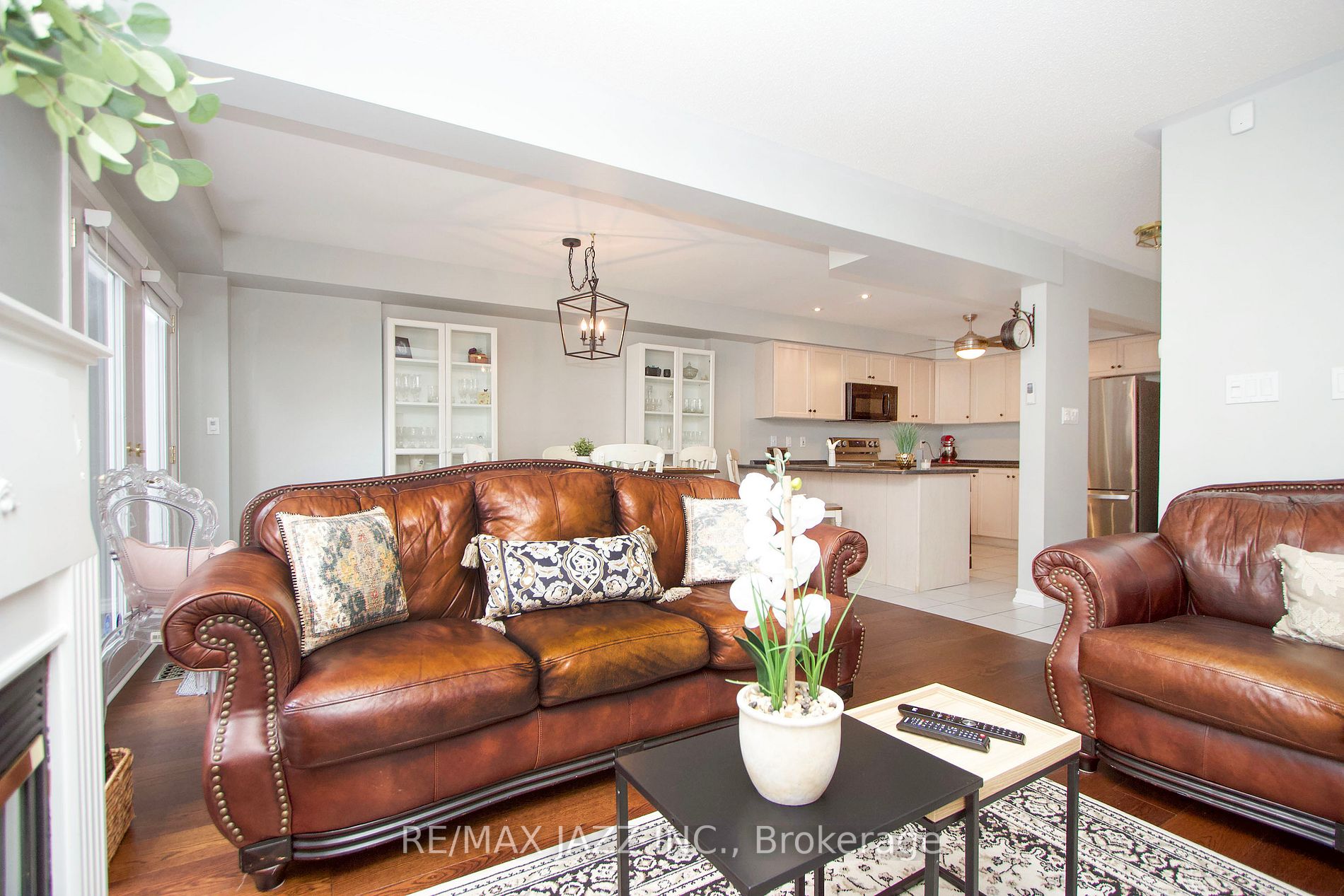 128 Richfield Sq