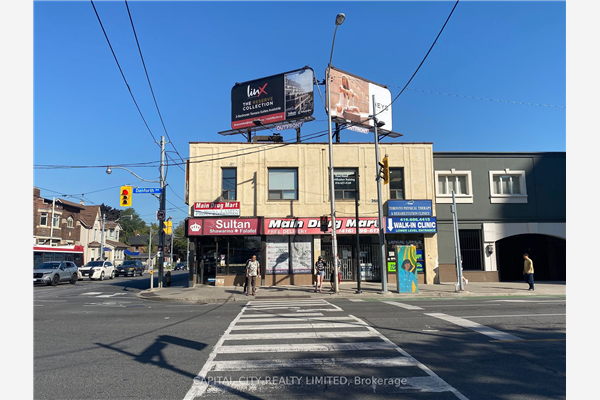 2558 Danforth Ave, Toronto
