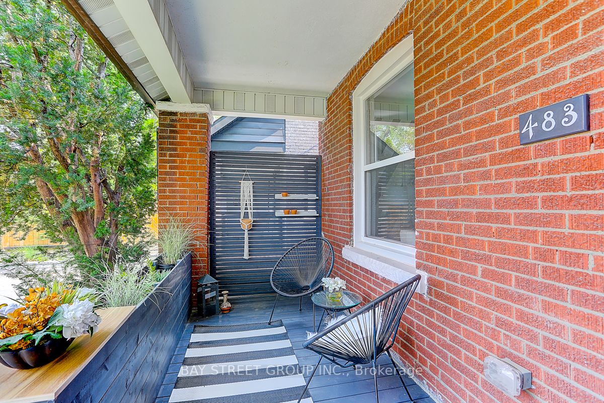 483 Milverton Boulevard