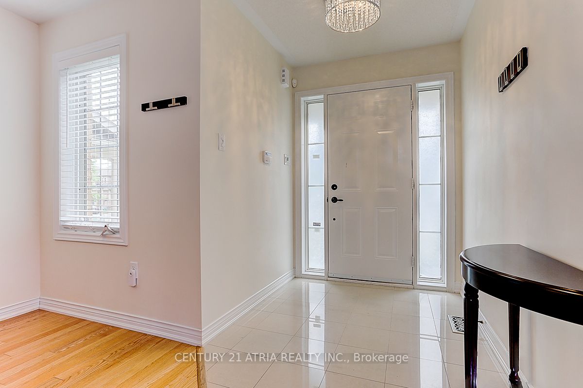 21 Shapland Cres