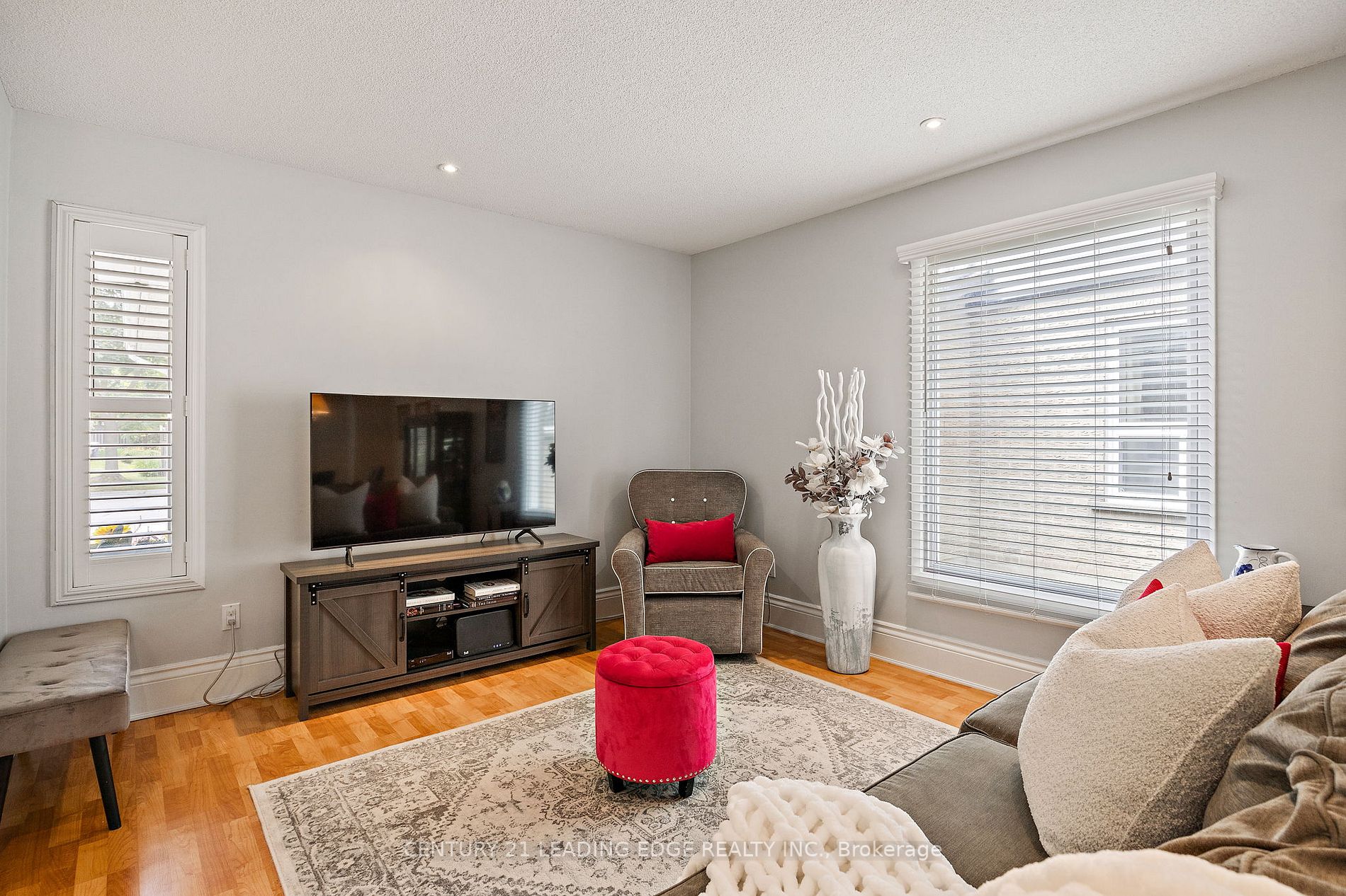 28 Humphrey Drive