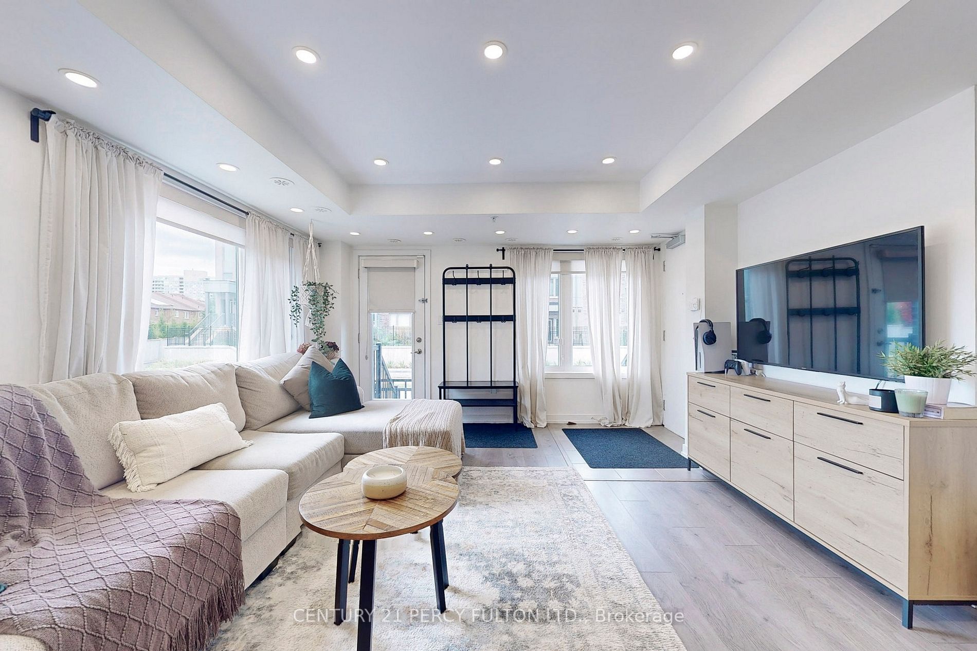 1555 Kingston Road, #510