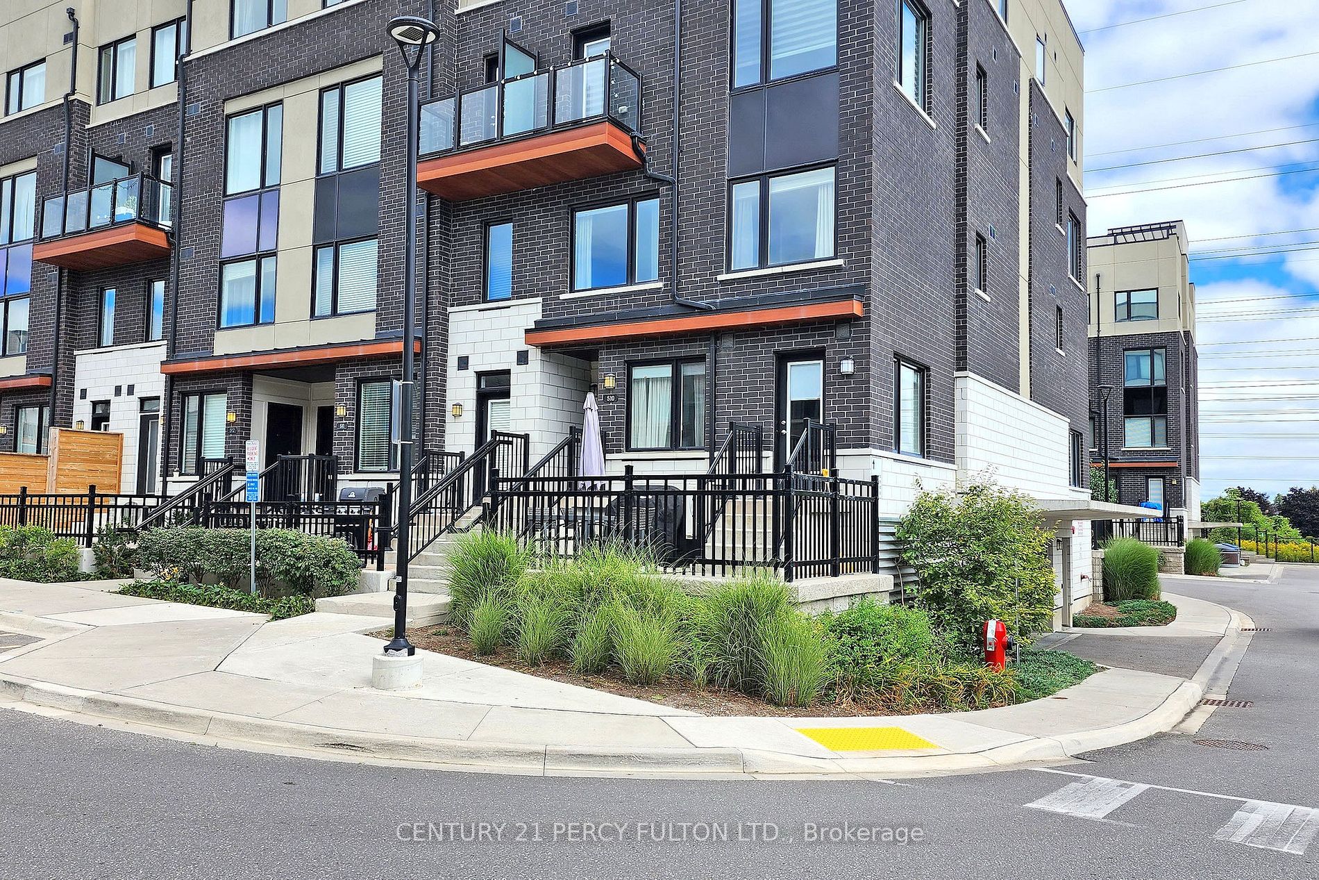 1555 Kingston Road, #510