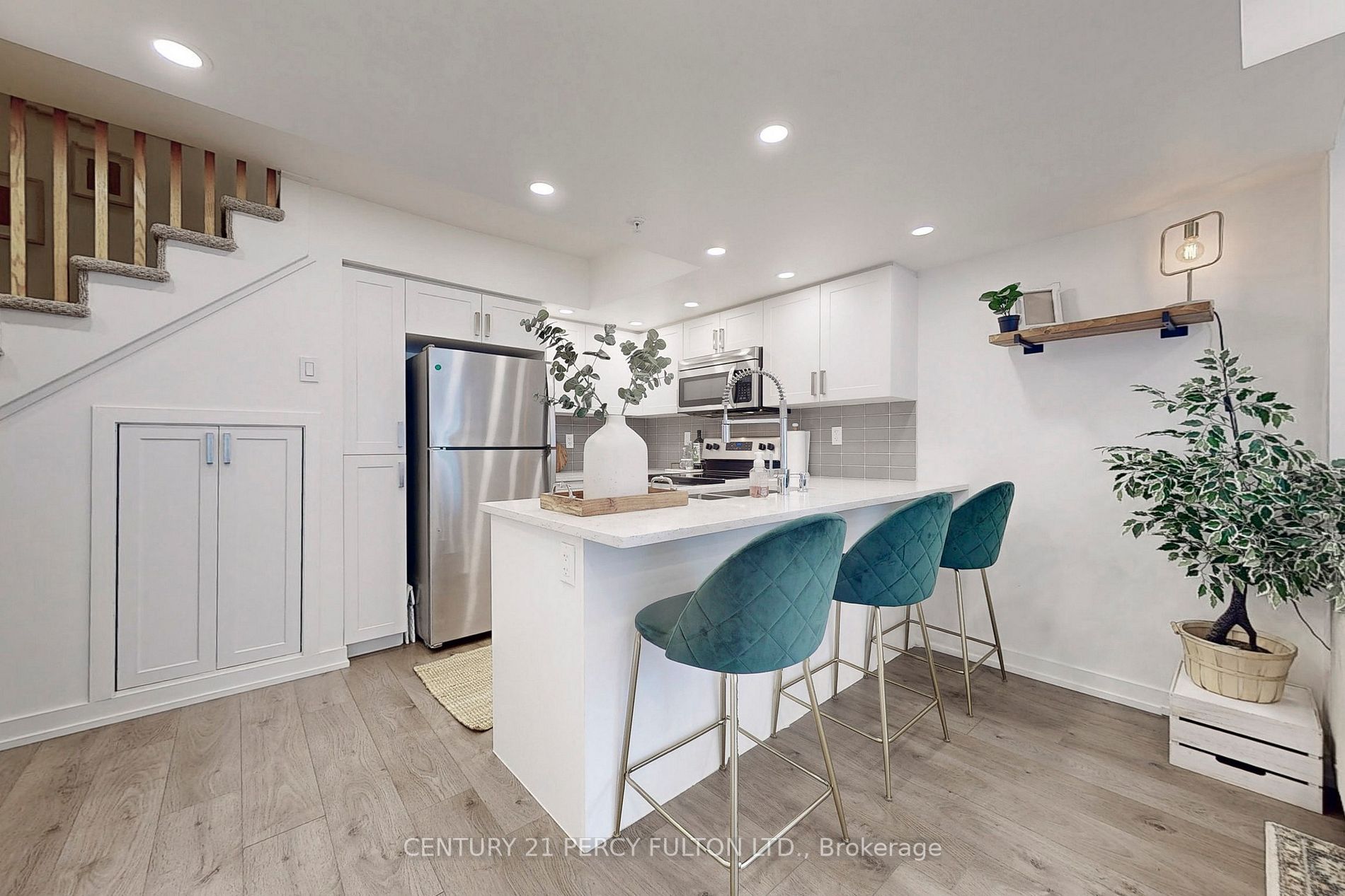 1555 Kingston Road, #510
