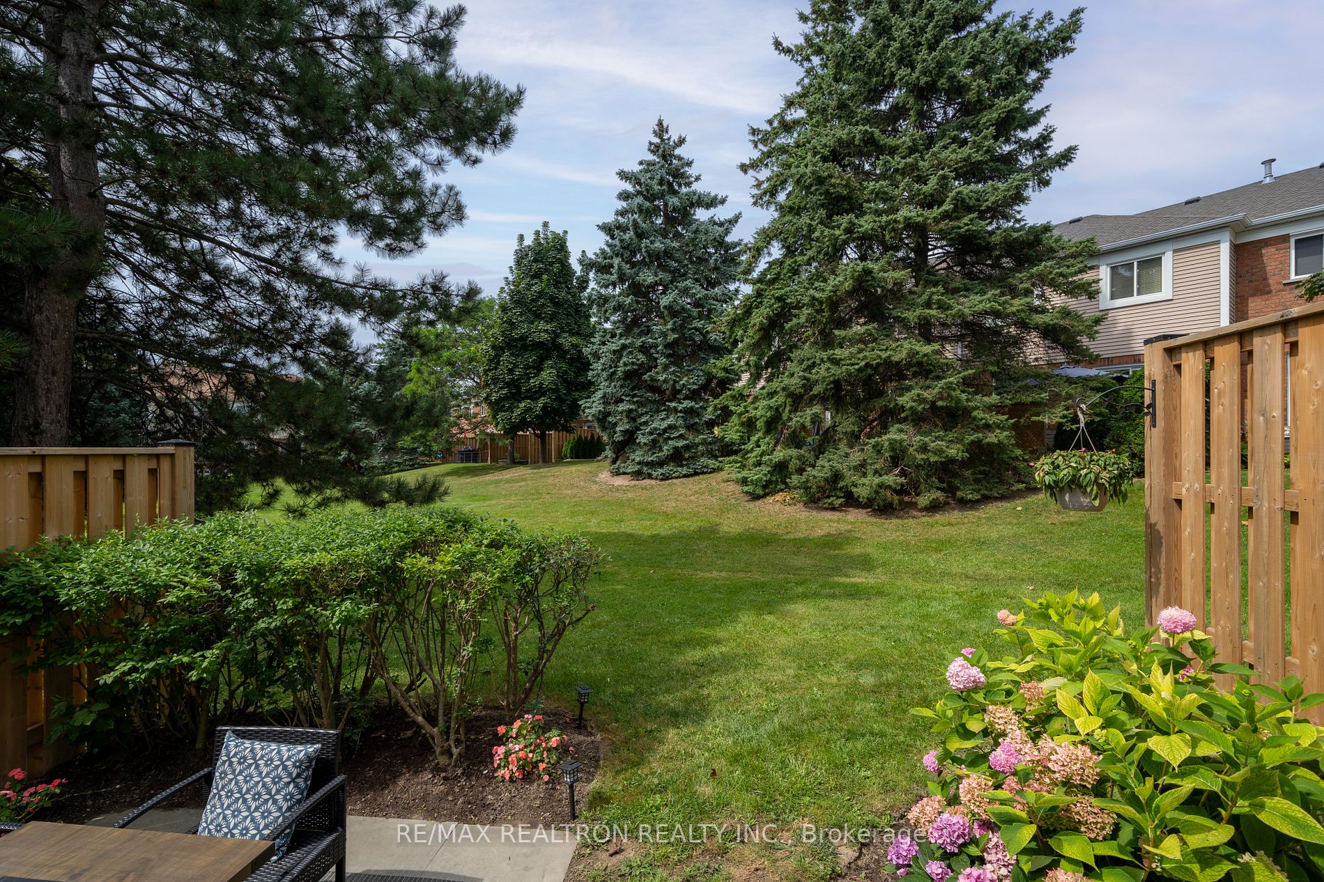 10 Bassett Blvd, #125