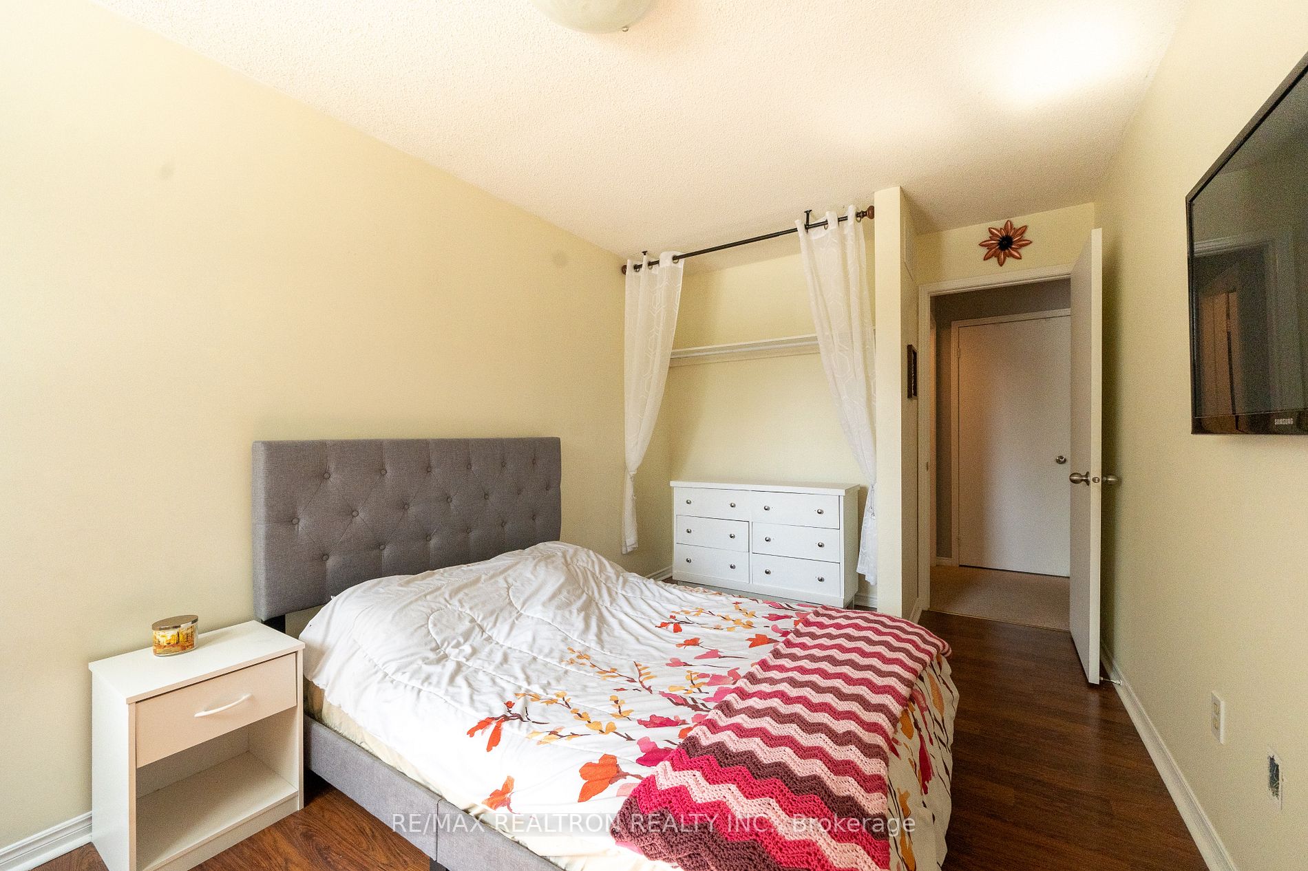 10 Bassett Blvd, #125