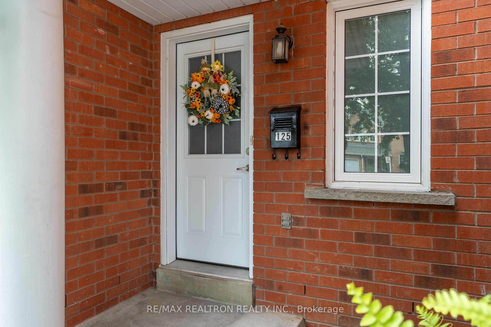 10 Bassett Blvd, #125