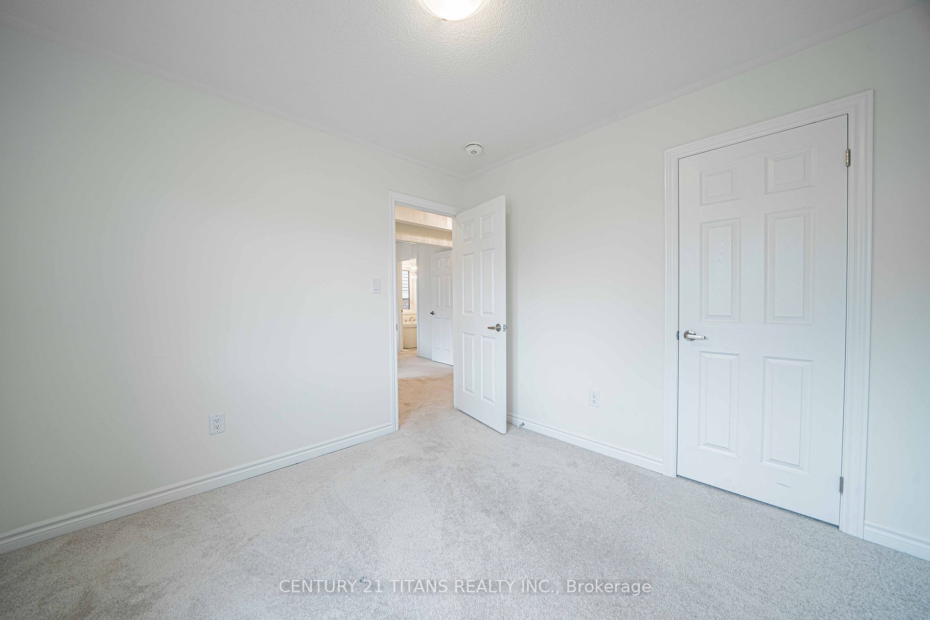 20 Lockyer Drive