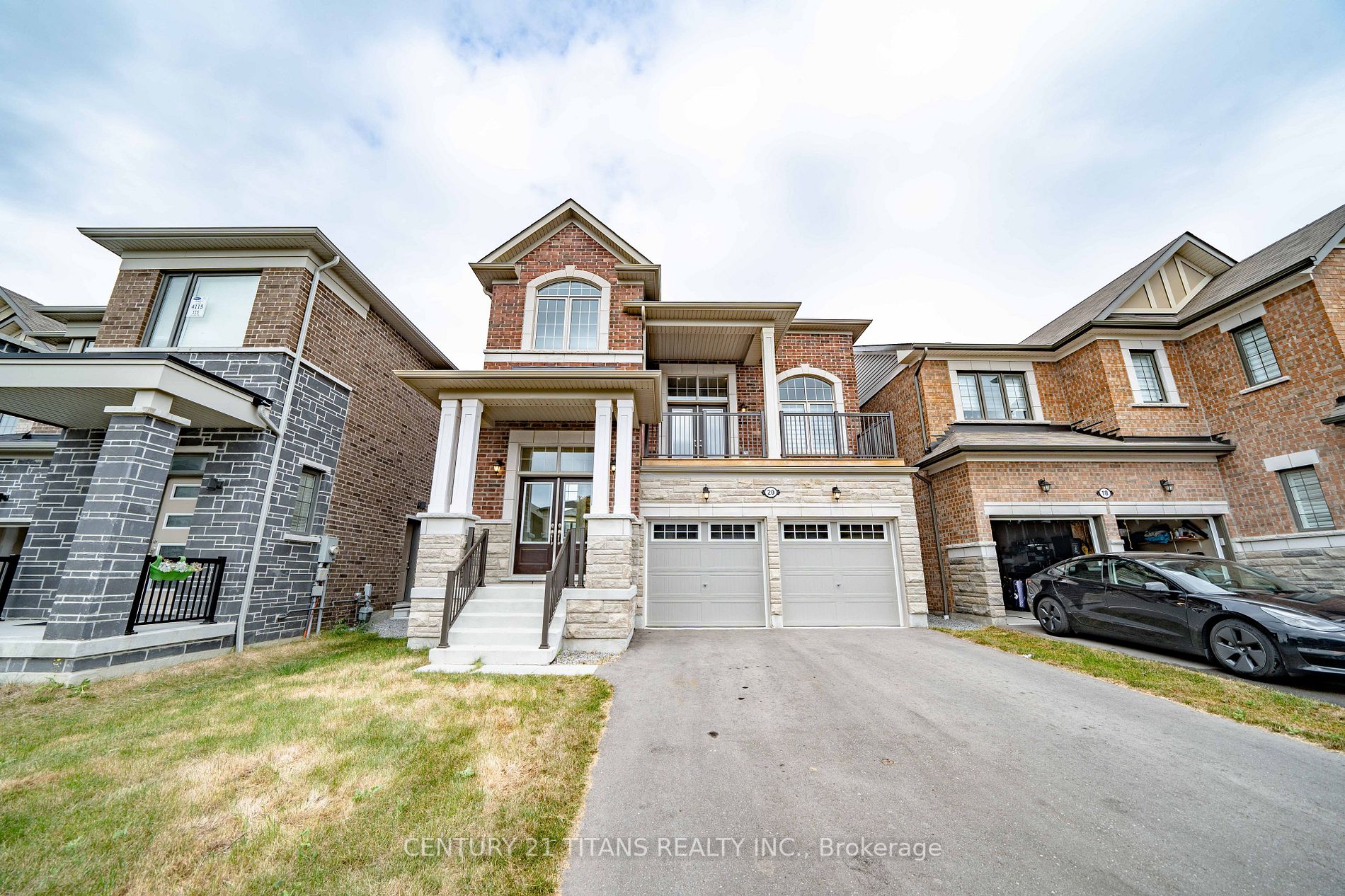20 Lockyer Dr