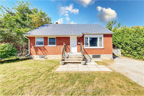 60 Tecumseh Ave, Oshawa