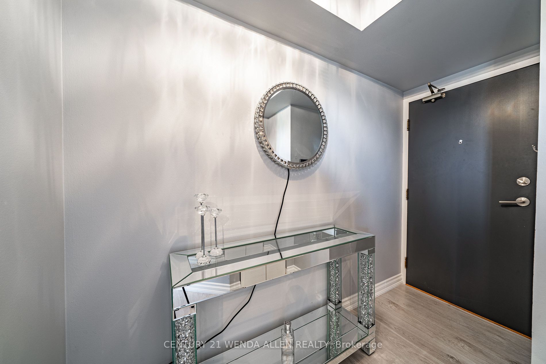 1665 Pickering Pkwy, #607