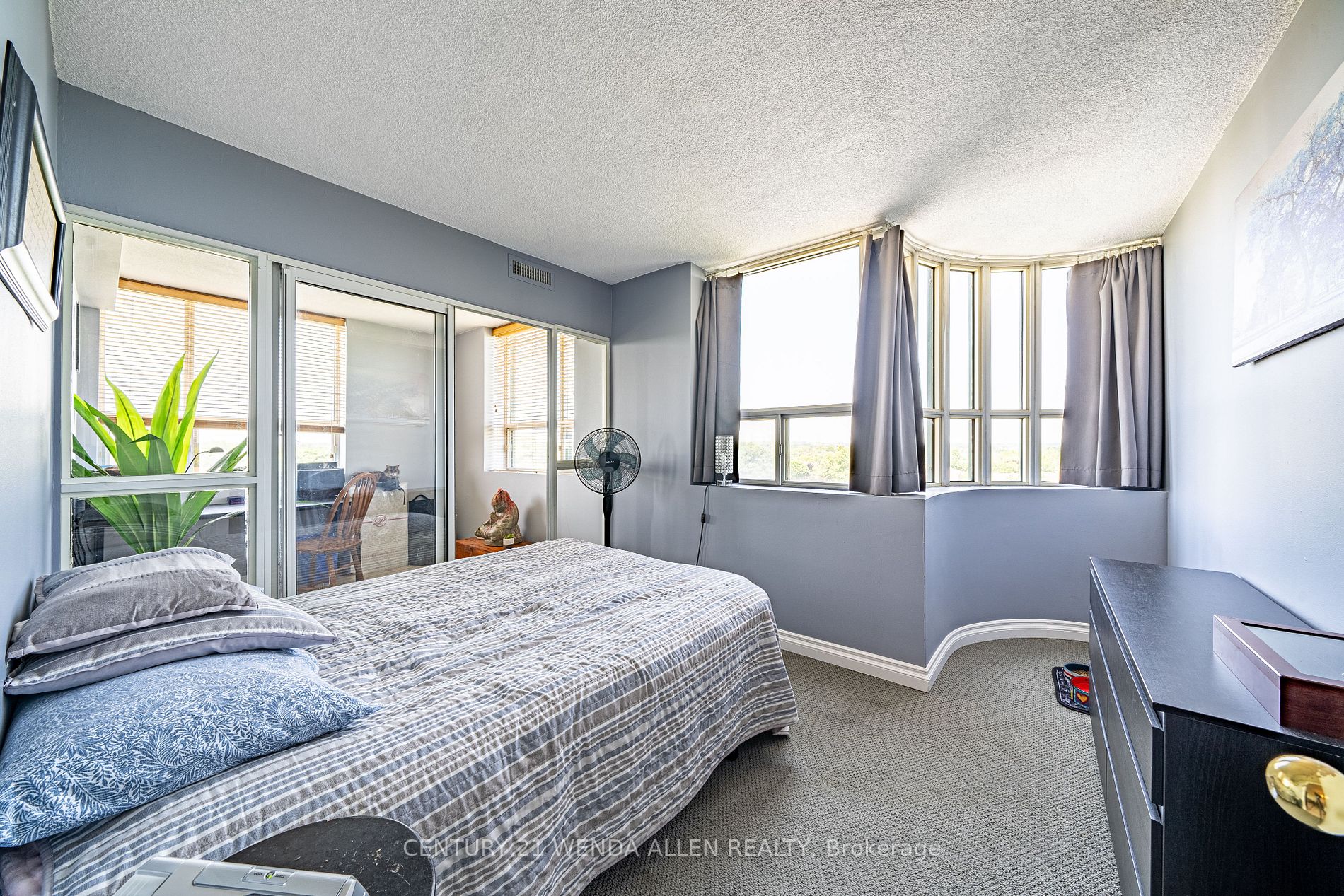 1665 Pickering Parkway, #607