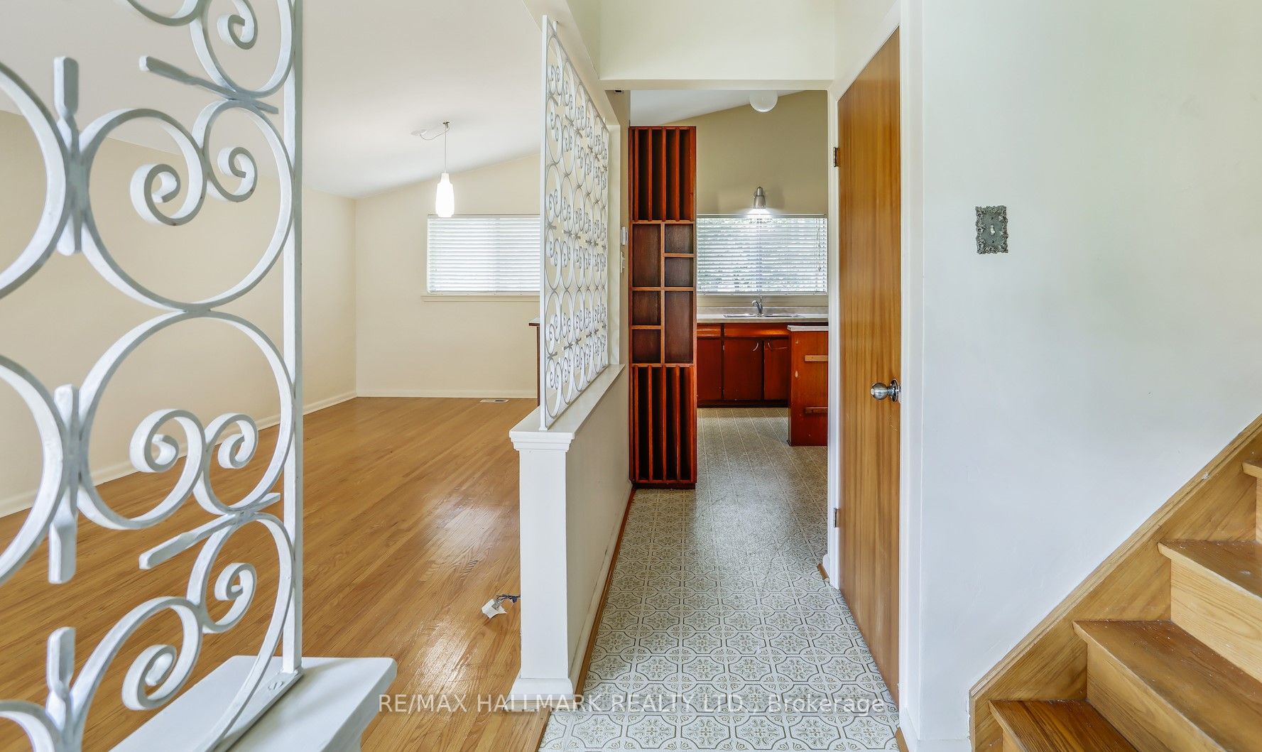 30 Lyncroft Dr