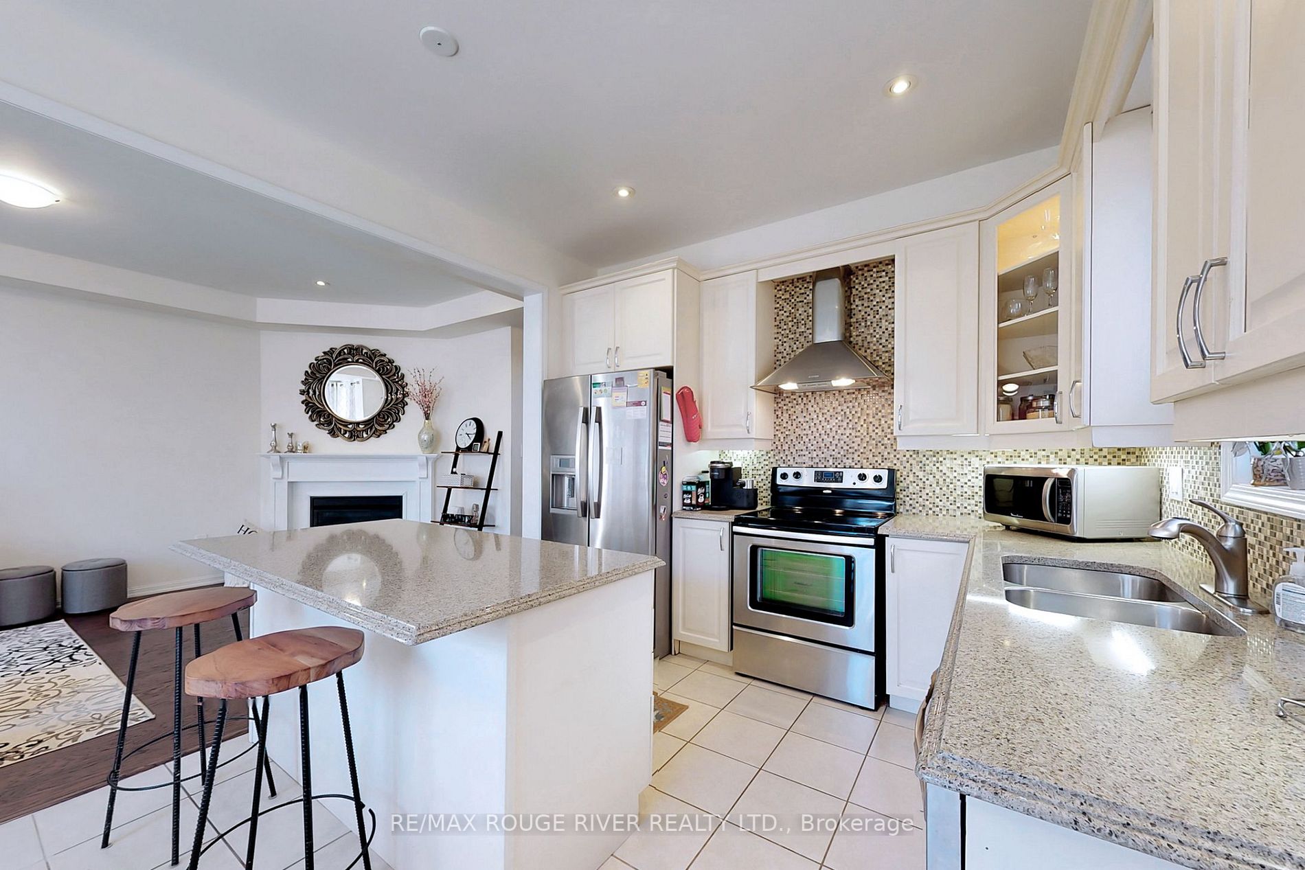 1862 Parkhurst Crescent
