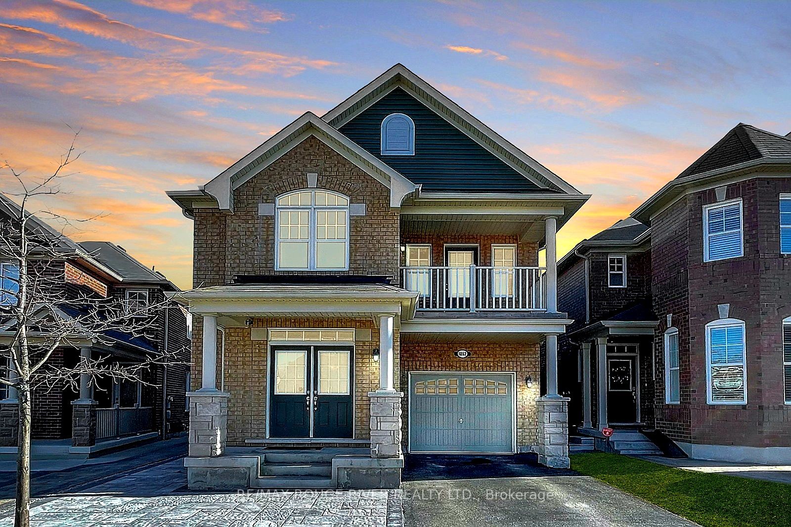 1862 Parkhurst Cres