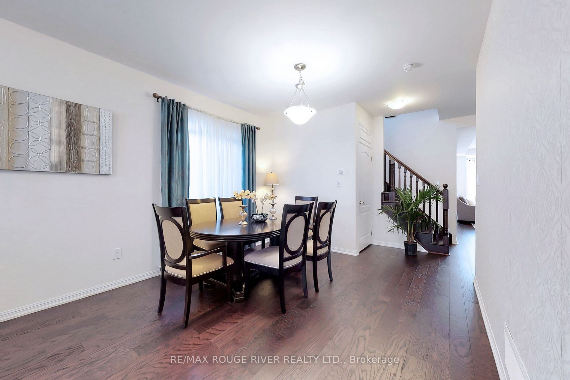 1862 Parkhurst Crescent