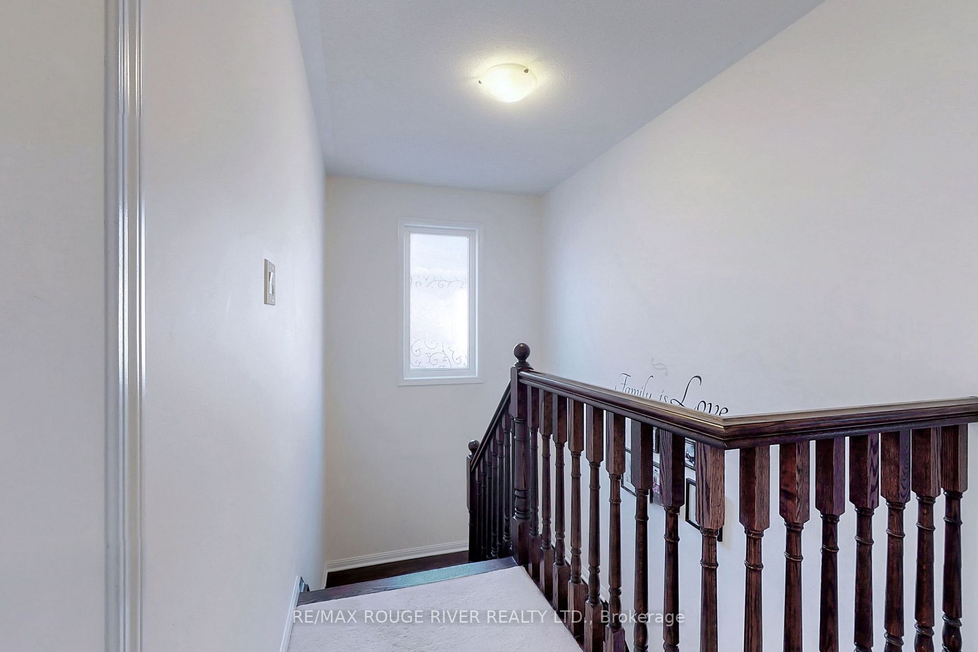 1862 Parkhurst Crescent