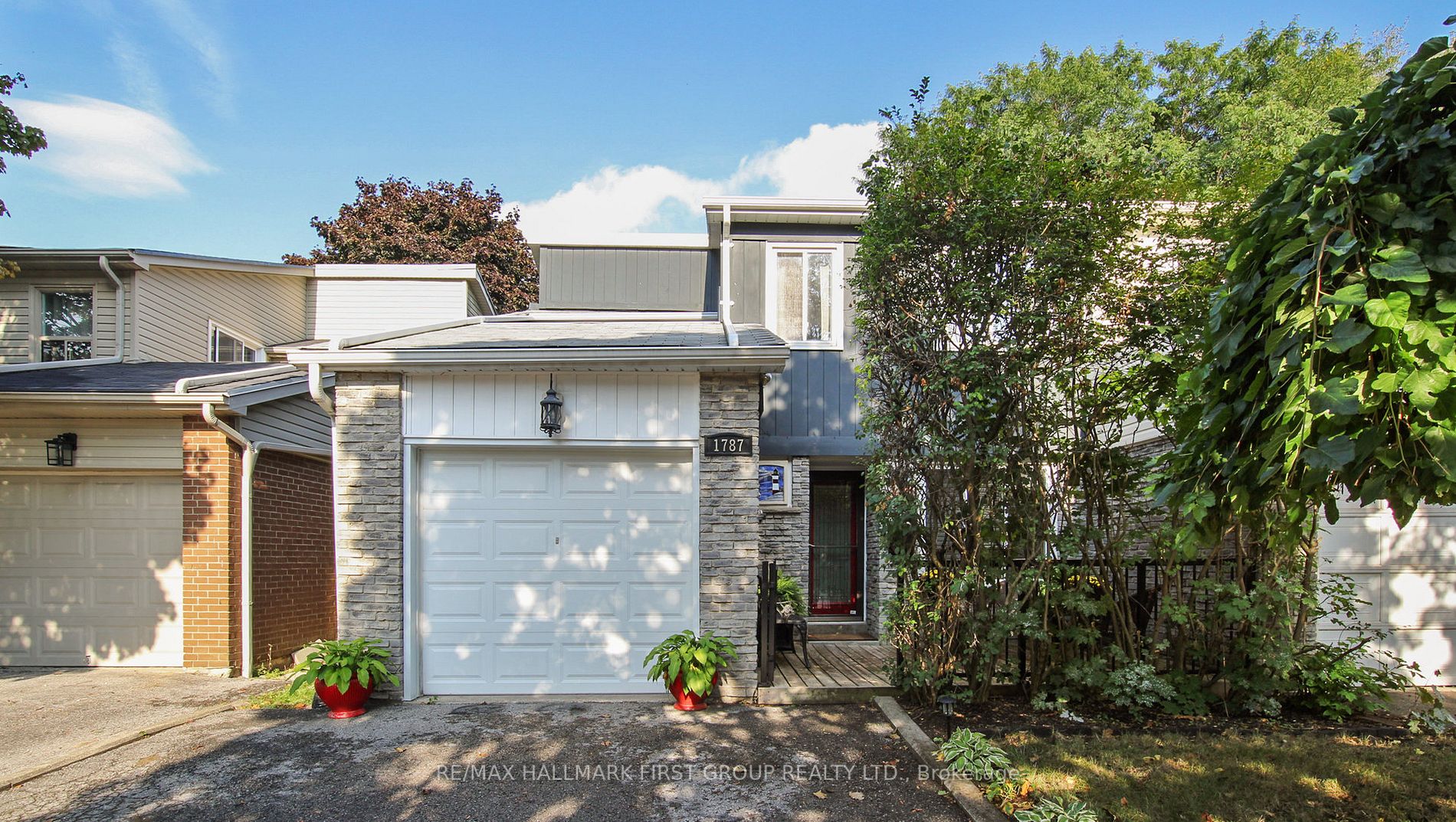 1787 Listowell Cres