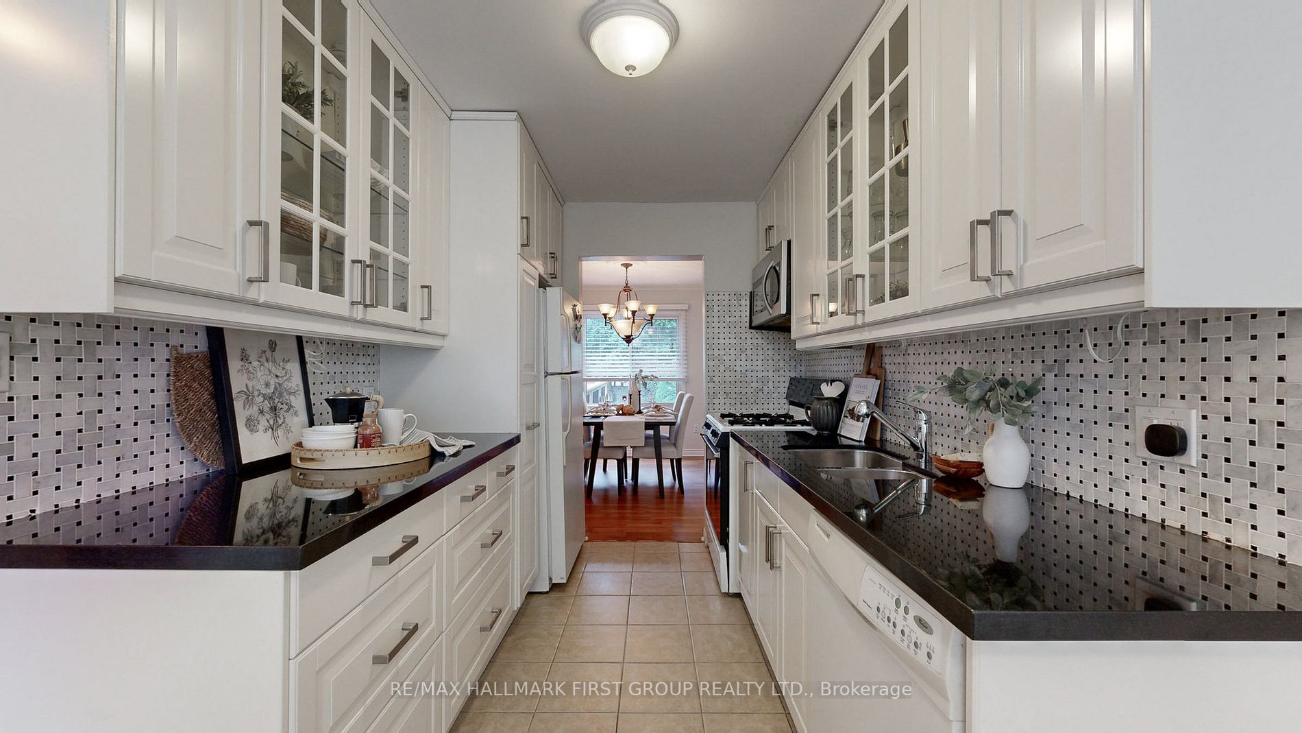 1787 Listowell Cres