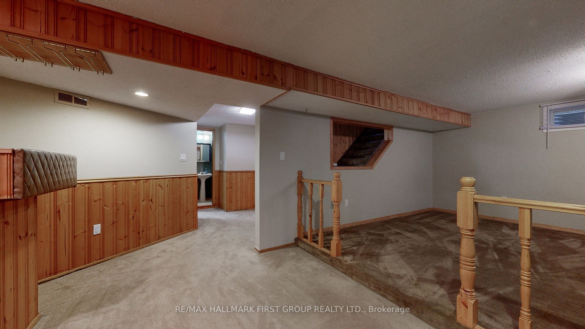 1787 Listowell Cres