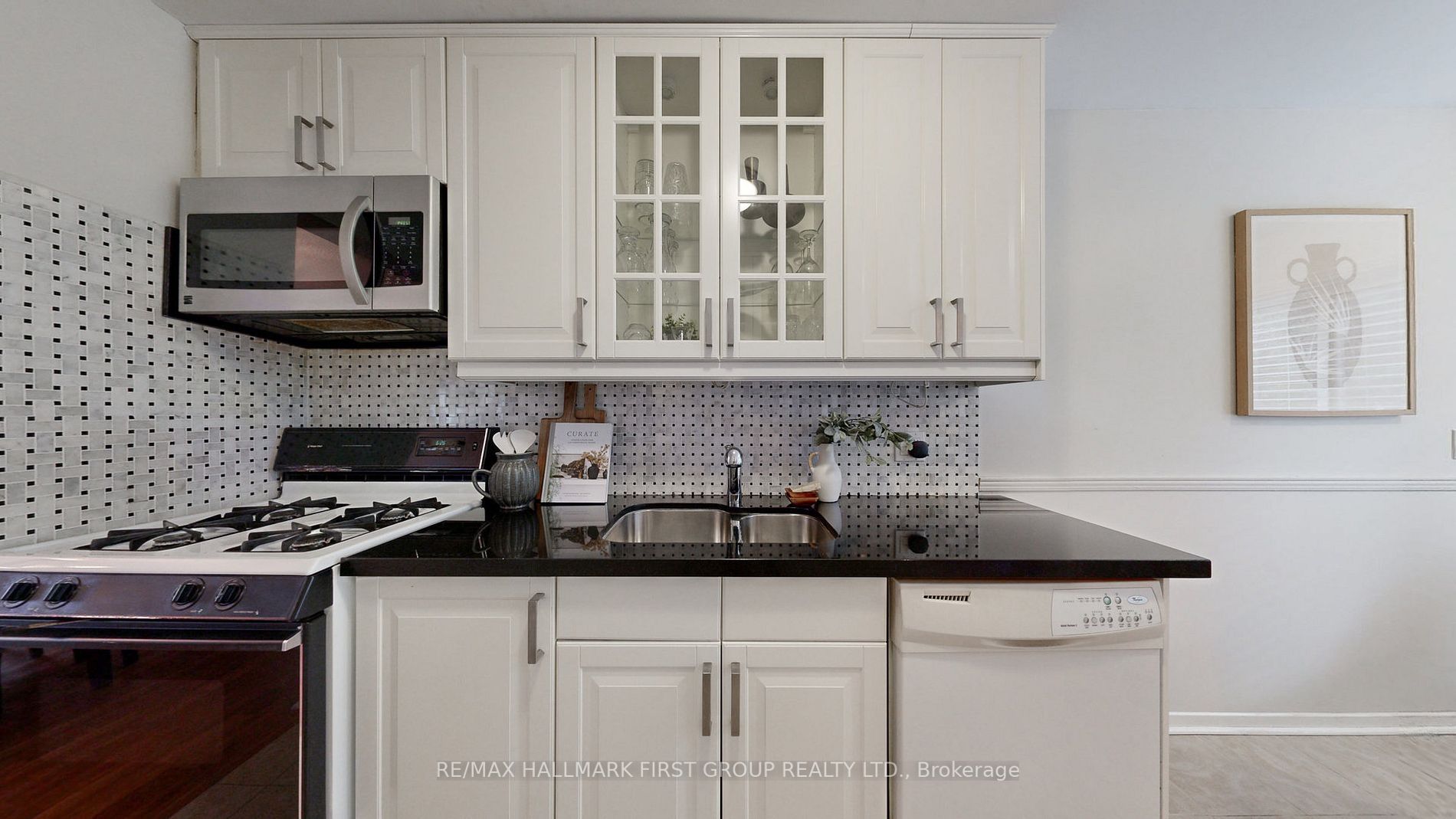 1787 Listowell Cres