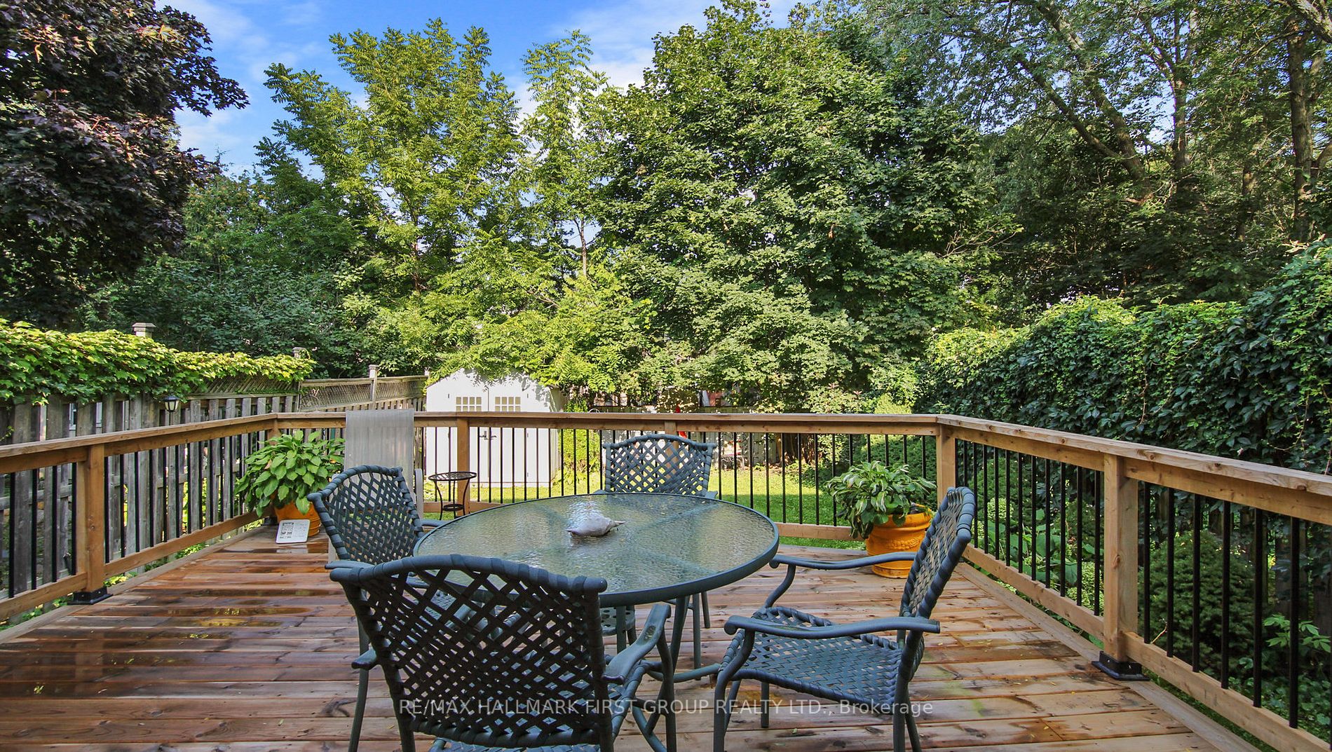 1787 Listowell Cres