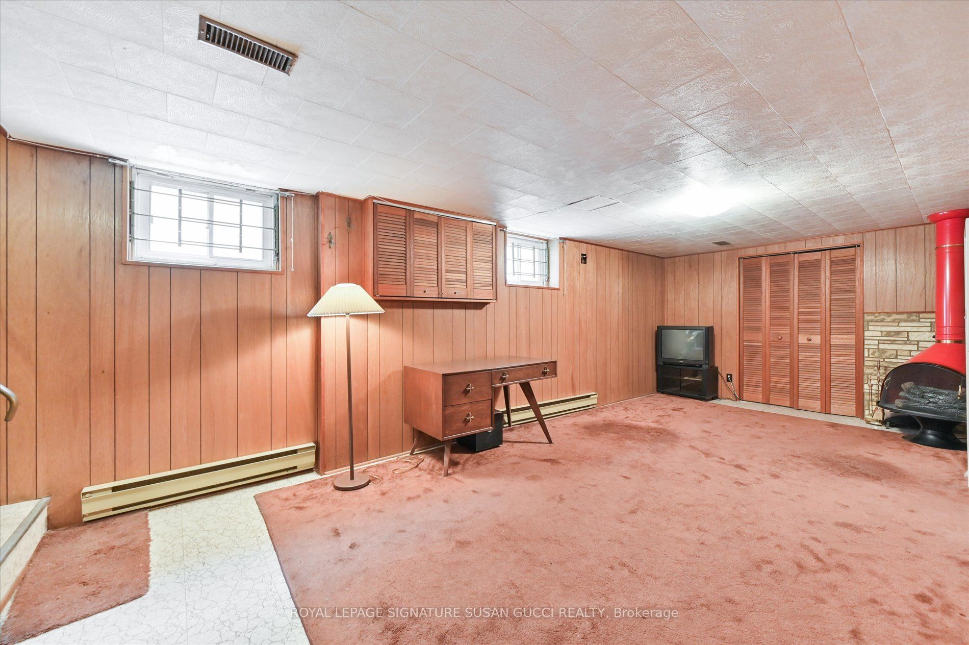 304 Linsmore Cres