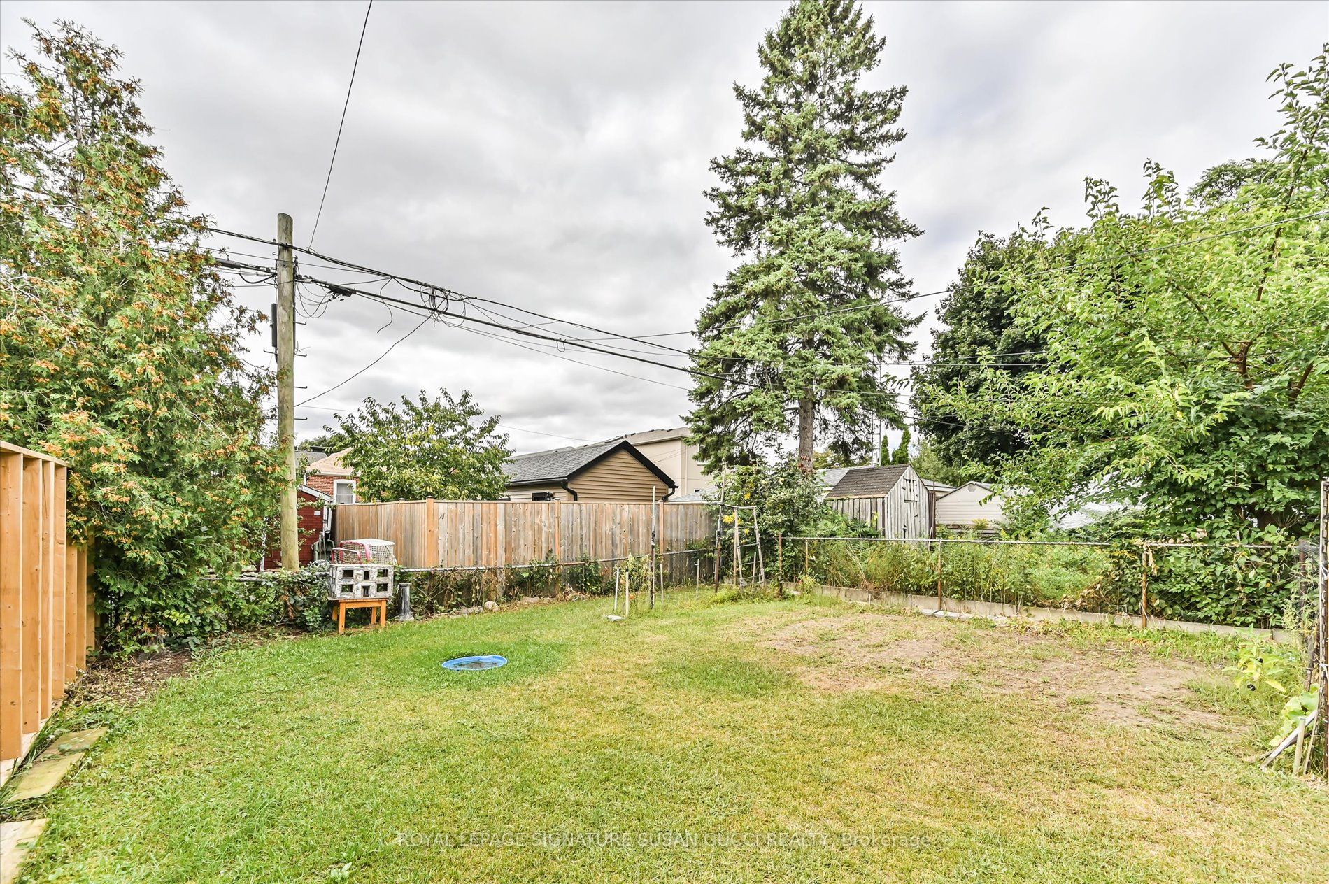 304 Linsmore Cres