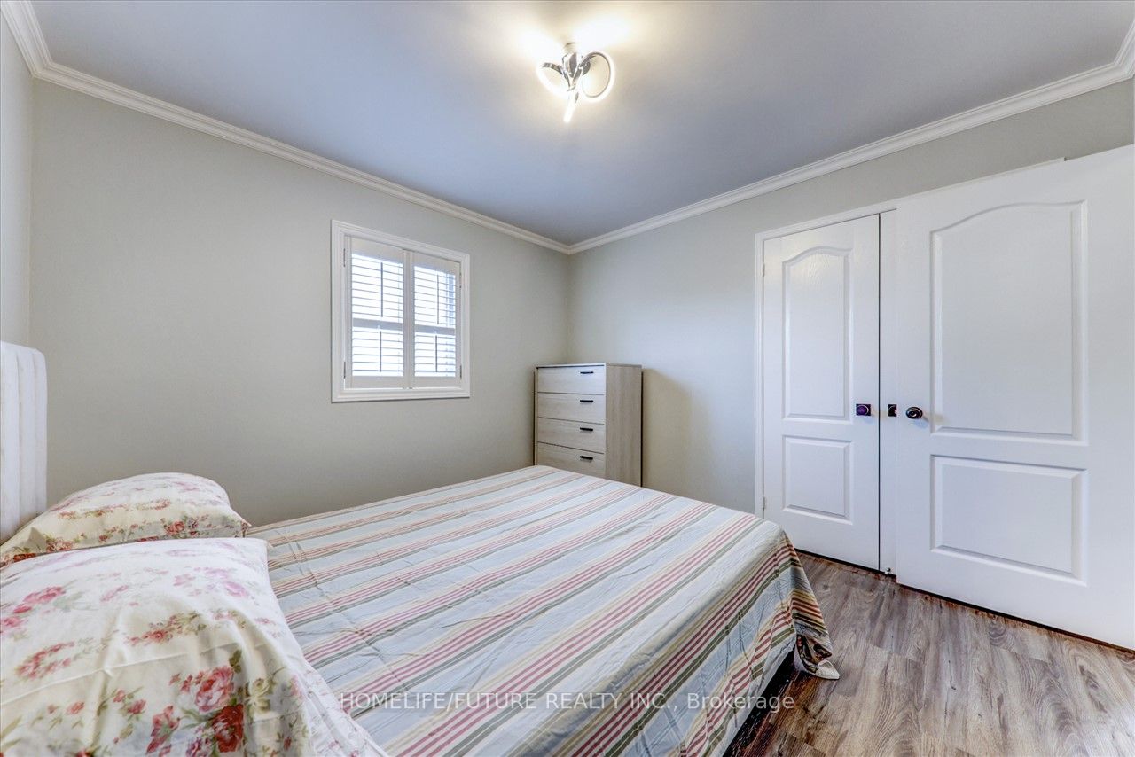 1761 Silver Maple Drive