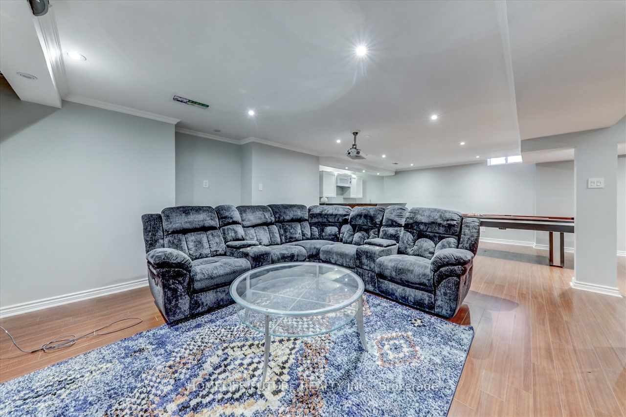 1761 Silver Maple Drive