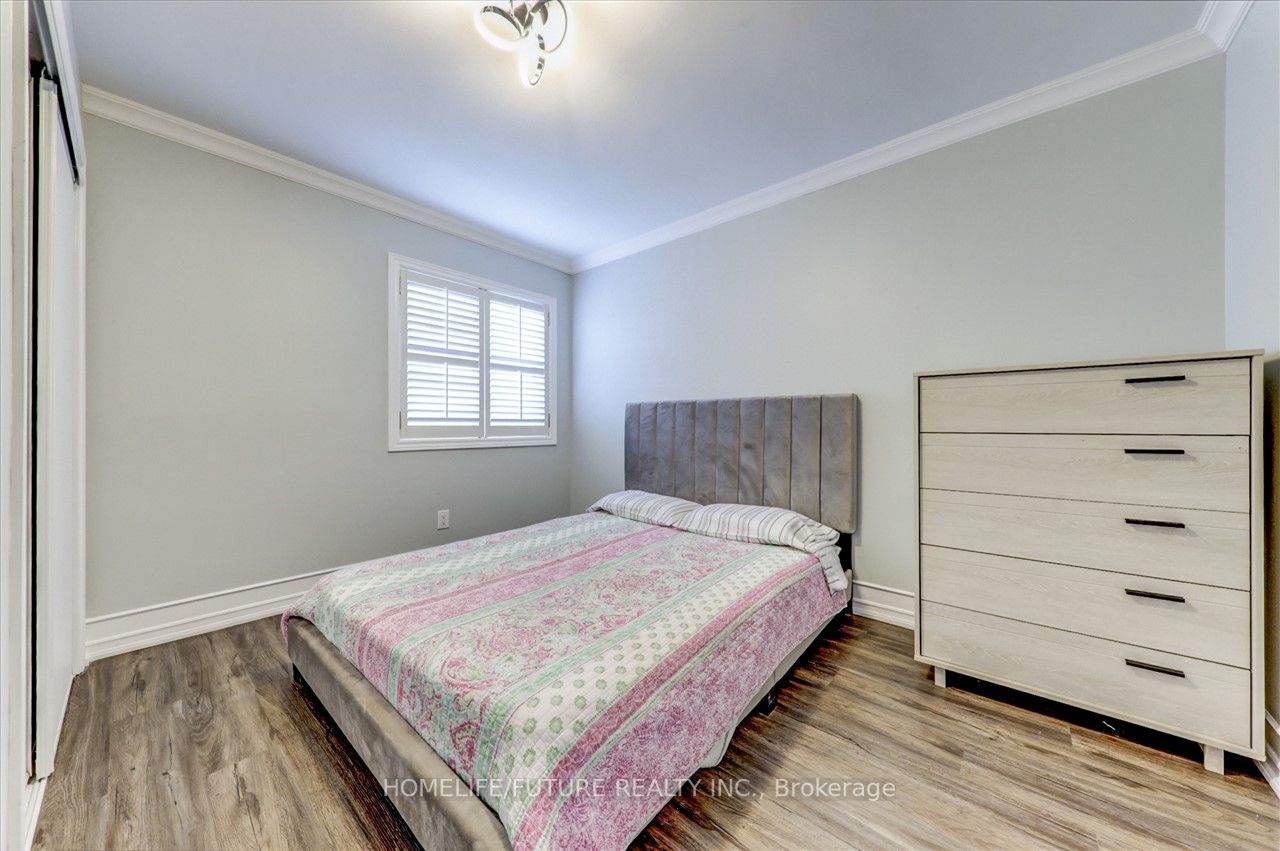 1761 Silver Maple Drive