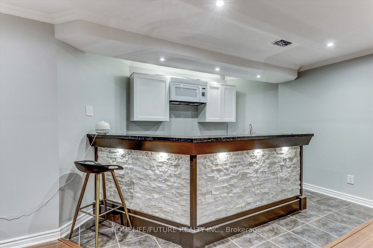 1761 Silver Maple Drive